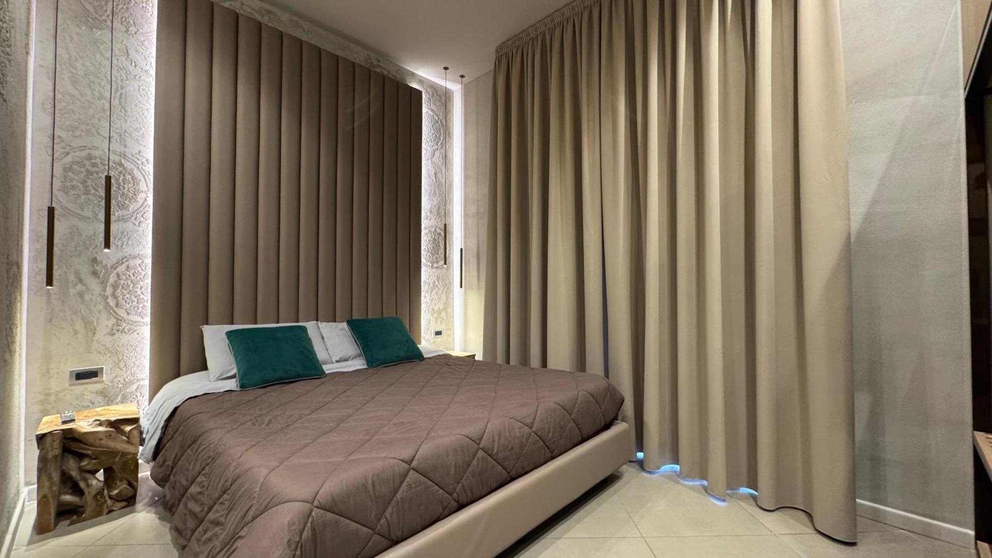 Tropicana Room Caserta Exterior foto